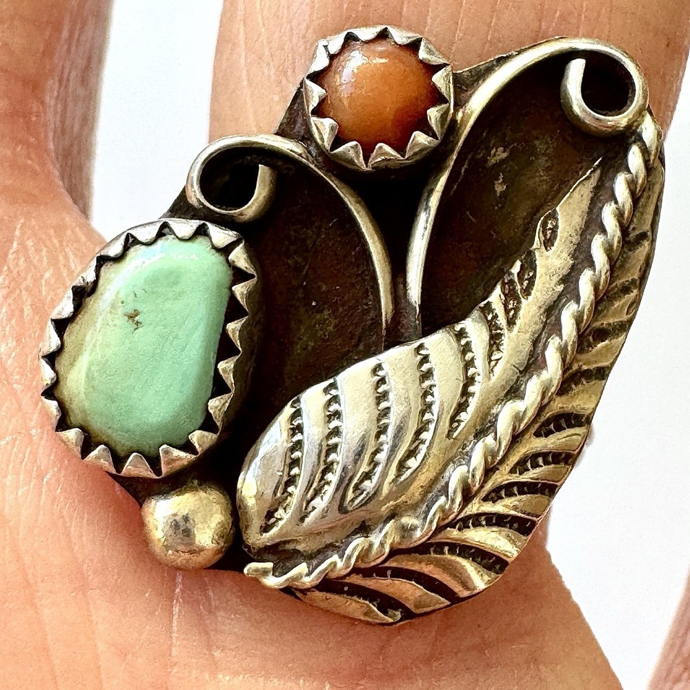 VTG Navajo Turquoise Ring Sz 6.5 Red‎ Coral Flower Leaf 1970s Native American